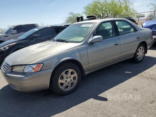 TOYOTA CAMRY LE LE