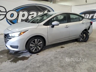 NISSAN VERSA SV SV