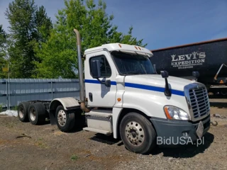FREIGHTLINER CASCADIA 1