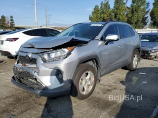 TOYOTA RAV4 XLE XLE
