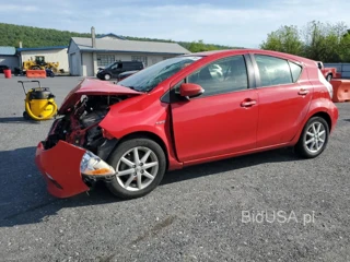 TOYOTA PRIUS C