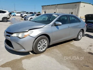 TOYOTA CAMRY LE LE