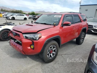 TOYOTA 4RUNNER SR SR5/SR5 PREMIUM