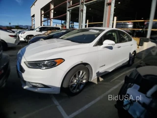FORD FUSION SE SE HYBRID