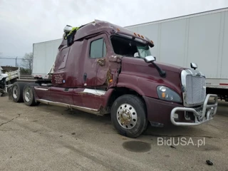 FREIGHTLINER CASCADIA 1