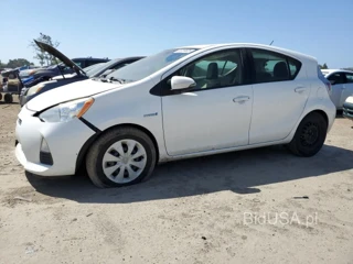TOYOTA PRIUS C