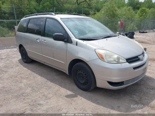 TOYOTA TOYOTA SIENNA CE