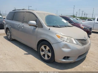 TOYOTA TOYOTA SIENNA LE V6 8 PASSENGER