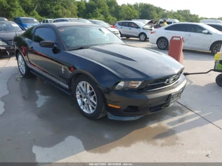 FORD FORD MUSTANG V6 PREMIUM