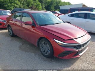 HYUNDAI HYUNDAI ELANTRA SEL