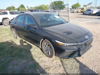HYUNDAI HYUNDAI ELANTRA SEL