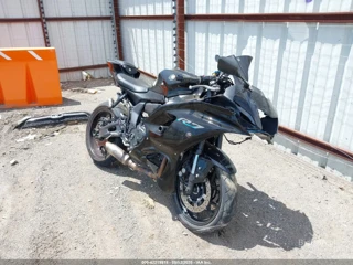 YAMAHA YAMAHA YZFR7