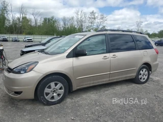 TOYOTA SIENNA CE CE