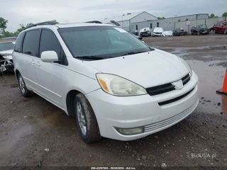 TOYOTA TOYOTA SIENNA XLE