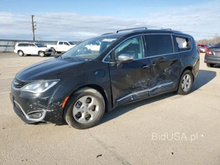 CHRYSLER PACIFICA H HYBRID LIMITED