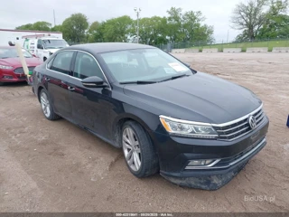 VOLKSWAGEN VOLKSWAGEN PASSAT 2.0T SE