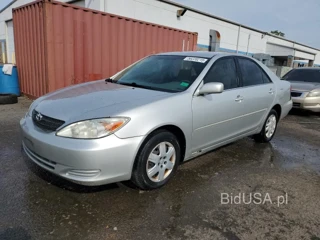TOYOTA CAMRY LE LE