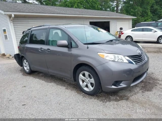 TOYOTA TOYOTA SIENNA LE V6 8 PASSENGER