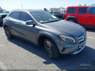MERCEDES-BENZ MERCEDES-BENZ GLA 250 4MATIC