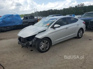 HYUNDAI ELANTRA SE SEL