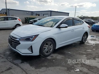 HYUNDAI ELANTRA SE SEL