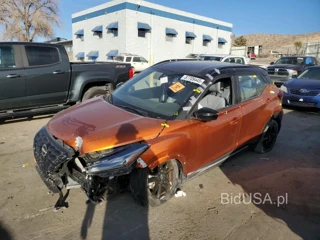 NISSAN KICKS SR SR