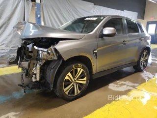 MITSUBISHI OUTLANDER S/SE
