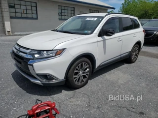 MITSUBISHI OUTLANDER SE