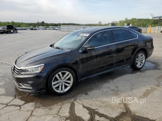 VOLKSWAGEN PASSAT SE SE