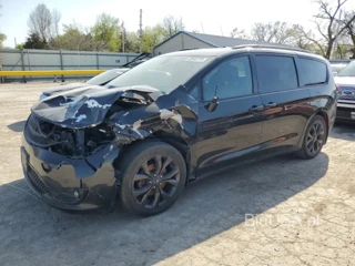 CHRYSLER PACIFICA L LIMITED