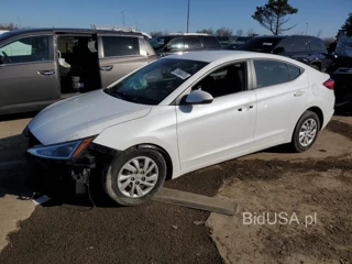 HYUNDAI ELANTRA SE SE