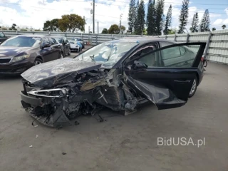 HYUNDAI ELANTRA SE SE