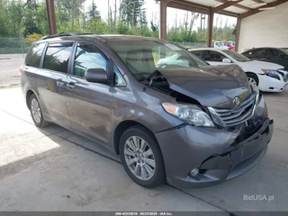 TOYOTA TOYOTA SIENNA LIMITED 7 PASSENGER/XLE 7 PASSENGER