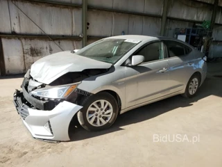 HYUNDAI ELANTRA SE SE