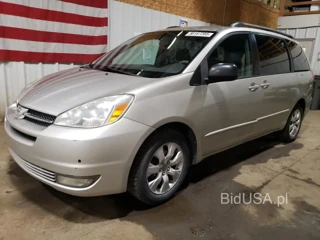 TOYOTA SIENNA CE CE
