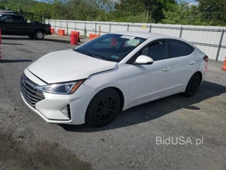 HYUNDAI ELANTRA SE SE