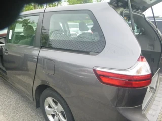 TOYOTA TOYOTA SIENNA L
