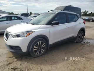NISSAN KICKS S S