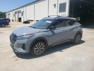 NISSAN KICKS SR SR