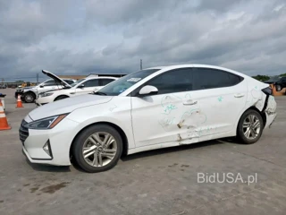 HYUNDAI ELANTRA SE SEL