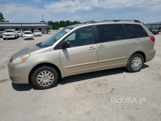 TOYOTA SIENNA CE CE