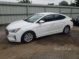 HYUNDAI ELANTRA SE SE