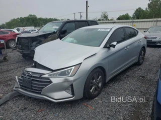 HYUNDAI ELANTRA SE SEL