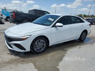 HYUNDAI ELANTRA SE SEL