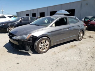 HYUNDAI ELANTRA SE SEL
