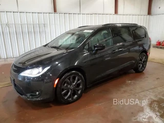 CHRYSLER PACIFICA T TOURING PLUS