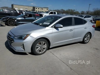 HYUNDAI ELANTRA SE SEL