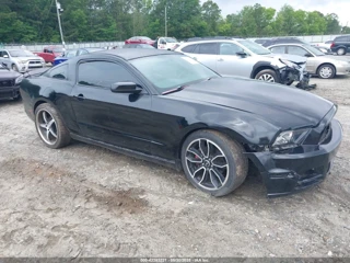 FORD FORD MUSTANG V6 PREMIUM