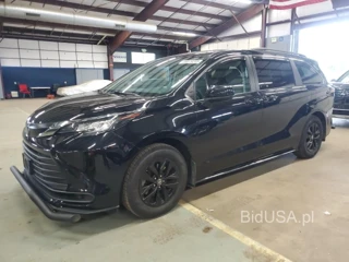 TOYOTA SIENNA LE LE