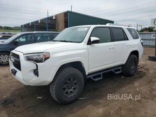 TOYOTA 4RUNNER SR SR5/SR5 PREMIUM